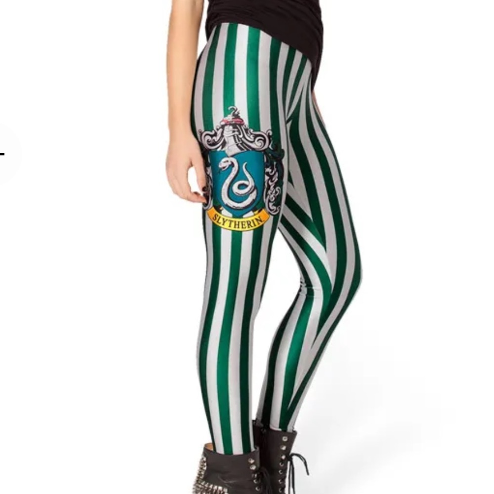 Blackmilk clothing Slytherin leggings XL